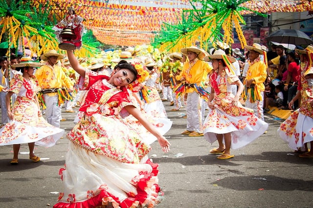 GaminTraveler.com Sinulog Festival by Pradeep Swaminathan