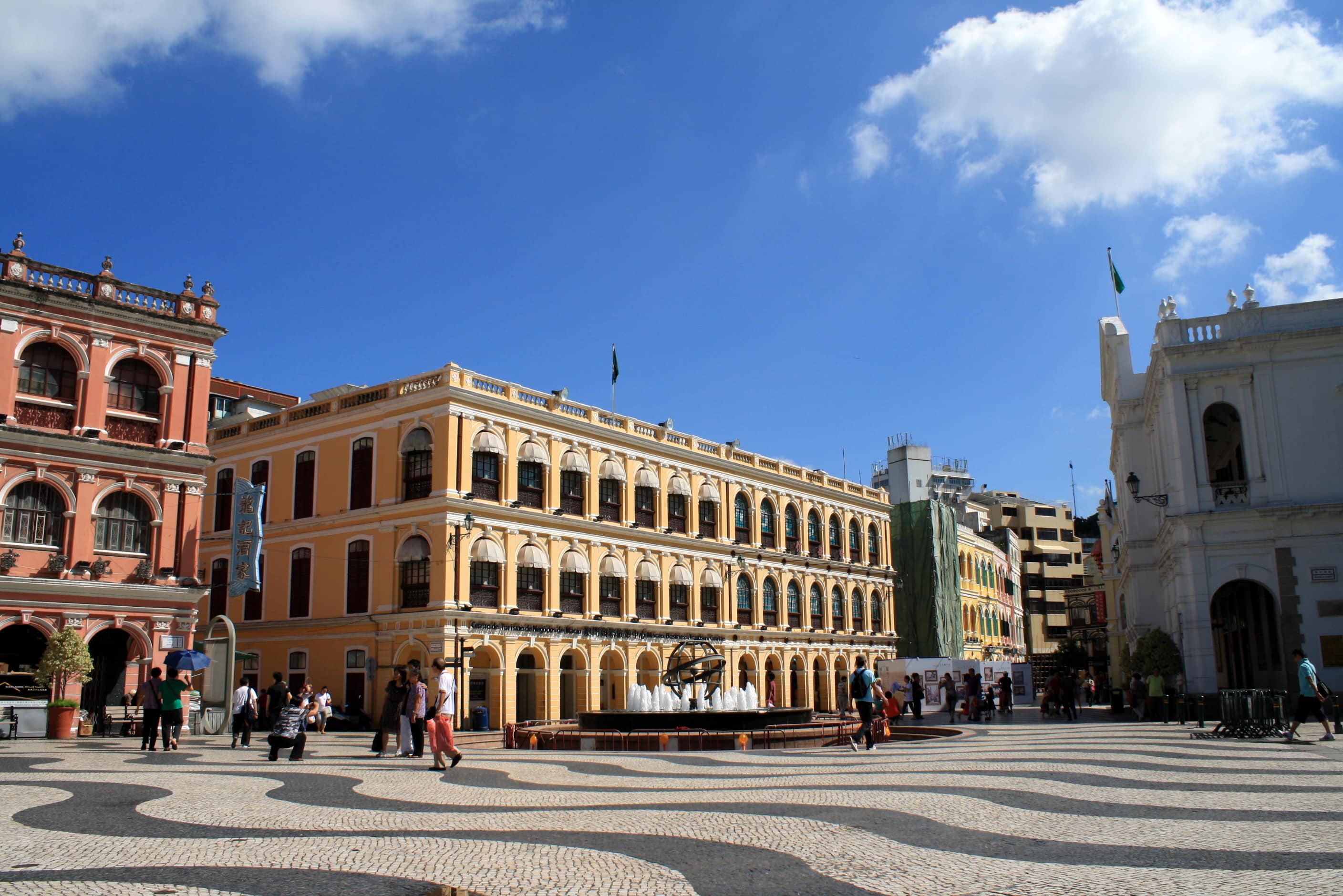Macau travel tips, things to know before visiting Macau, facts about Macau, Senado Square