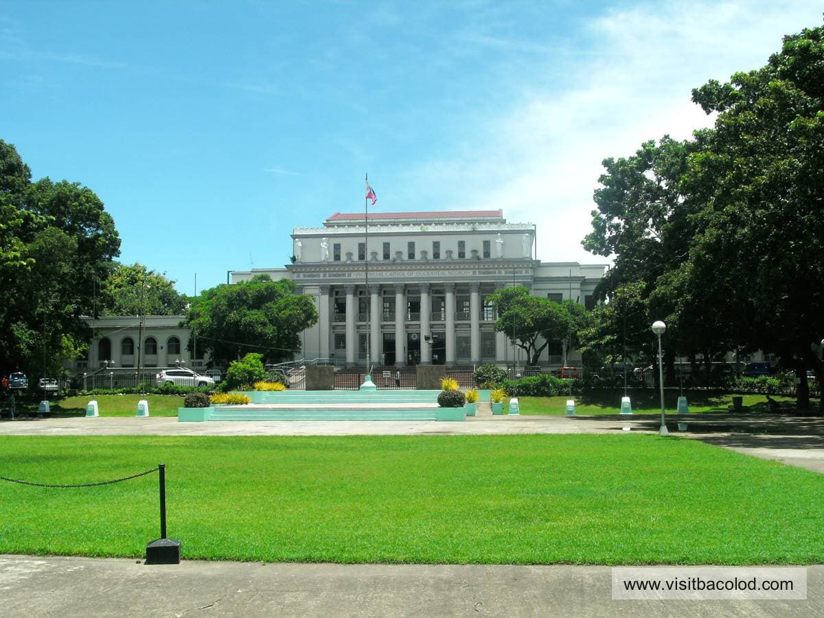 Provincial Capitol Grounds, Bacolod tourist spots, things to do in Bacolod