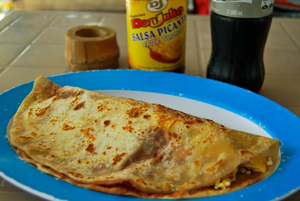 Budget travel in Honduras, Baleadas
