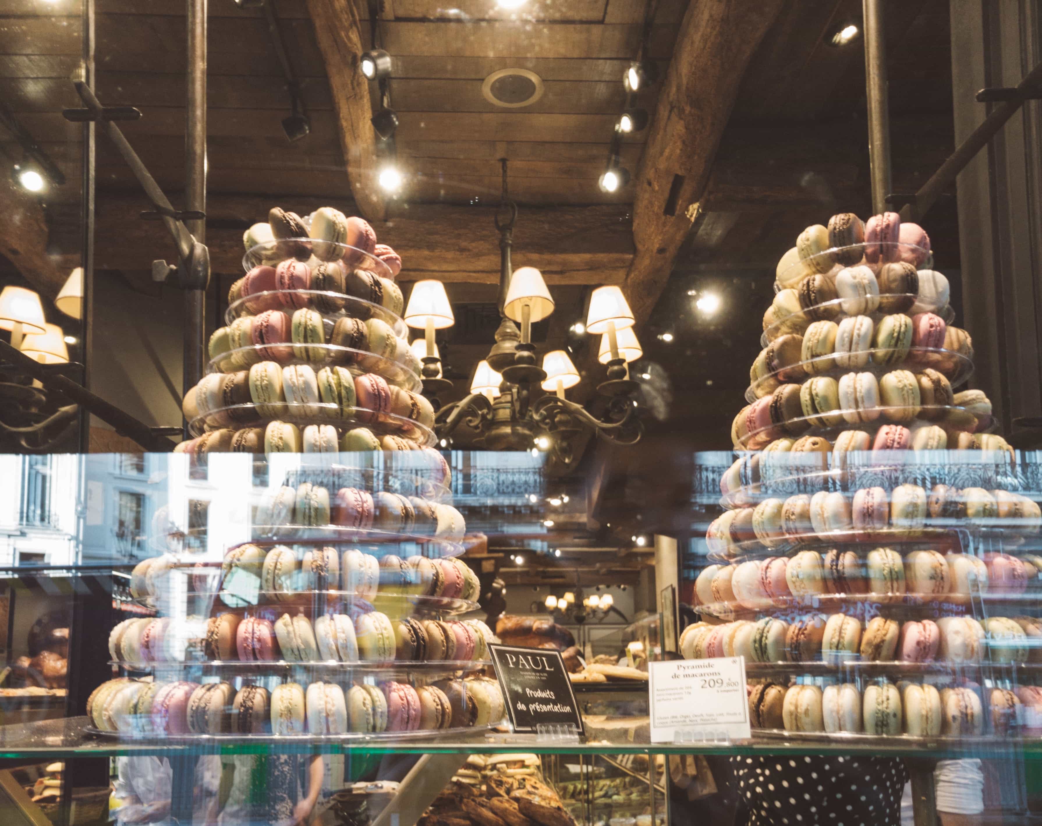 most instagrammable places in Paris, patries with French macaroons