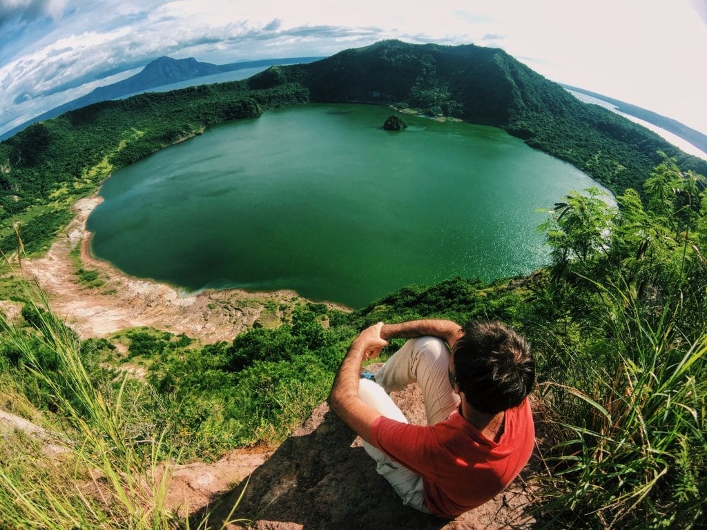 Taal volcano,  luxury resorts in tagaytay, cheap hotels in tagaytay, where to sleep in tagaytay