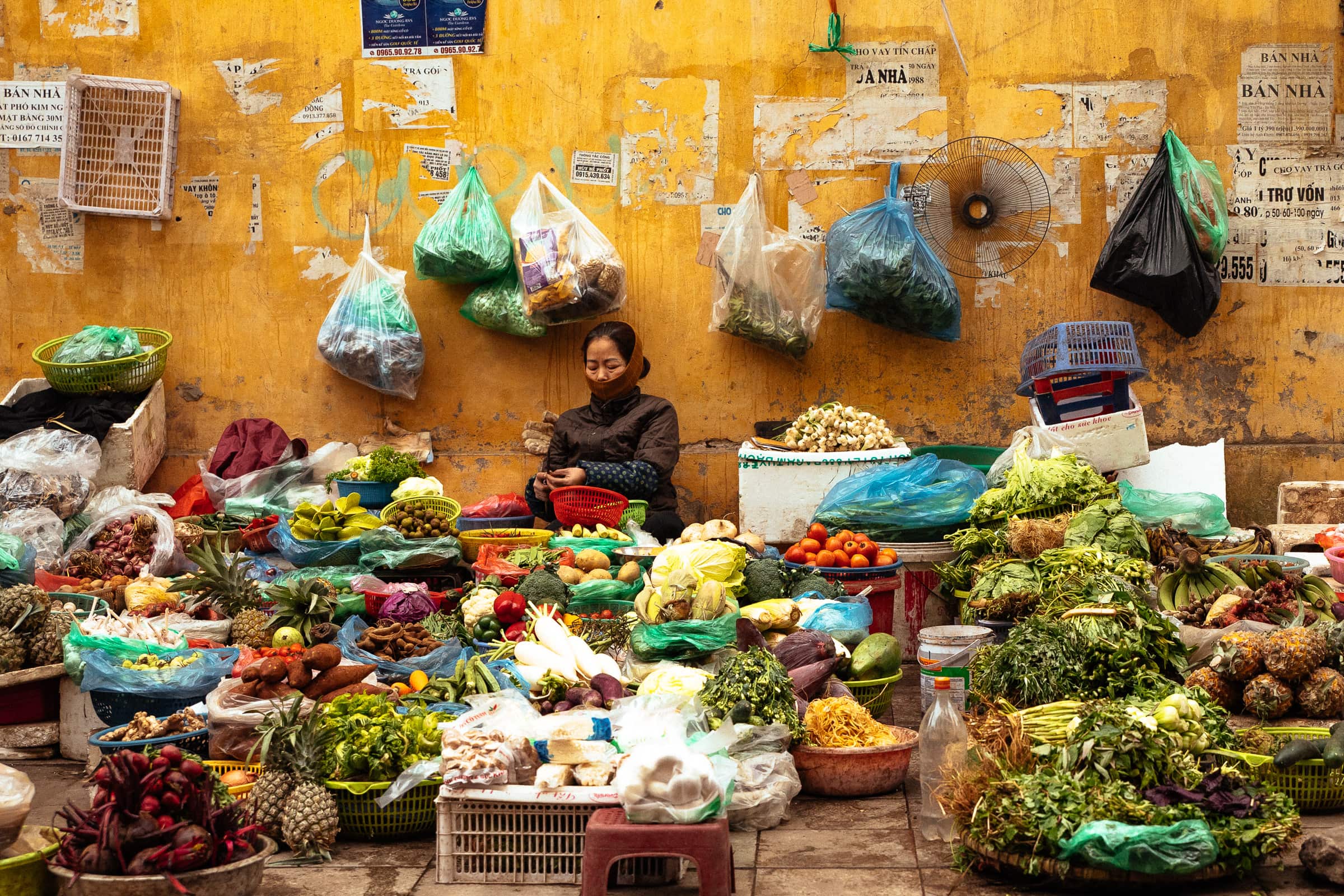 5 Off the Beaten Path experiences in Hanoi 2 off the beaten path experiences in Hanoi, Walking around alleys of Hanoi's Old quarters