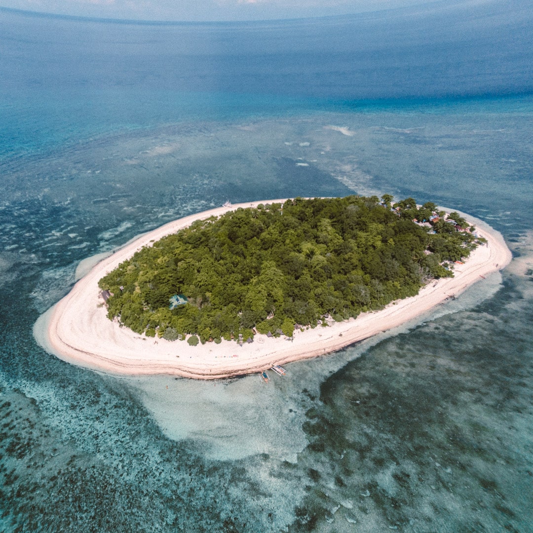 diving in the Philippines, how to get to Mantigue island, Mantigue Island