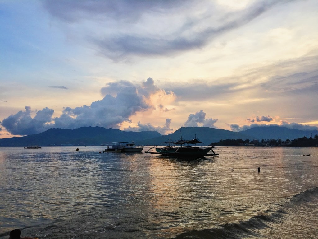 things to do in Subic, Subic travel guide, night walks around the beach