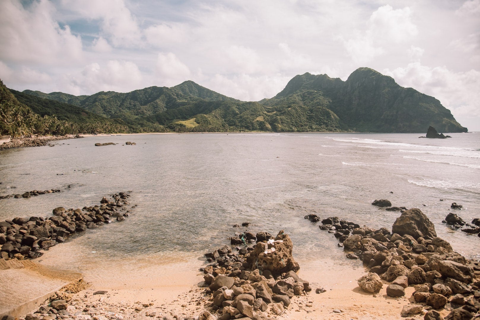 batanes itinerary, batanes travel itinerary, Transportation around Batanes, Batanes tourist spots, atms in batanes, wifi connection in batanes, how to go to Batanes, Duvek Bay