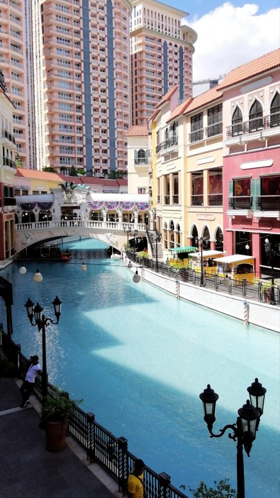 Manila tourist spots, Venice Grand Canal Mall