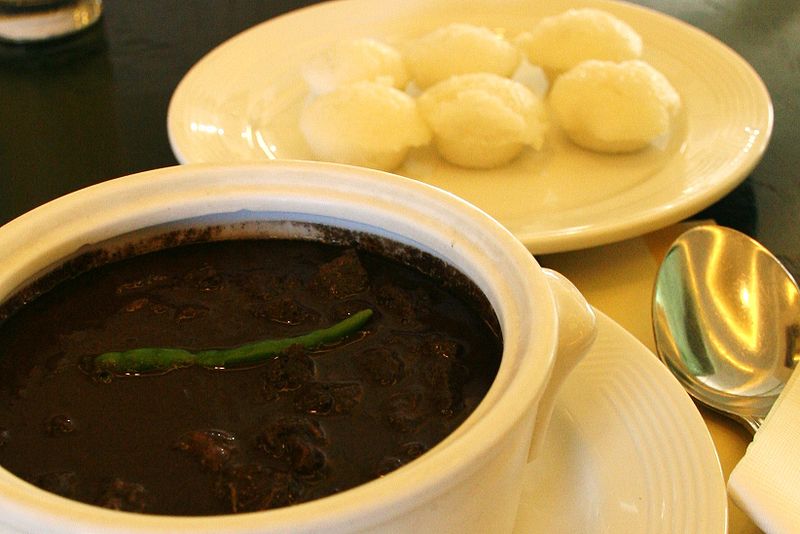 Best Filipino Food - 57 Filipino Dishes To Try 42 800px Dinuguan with puto