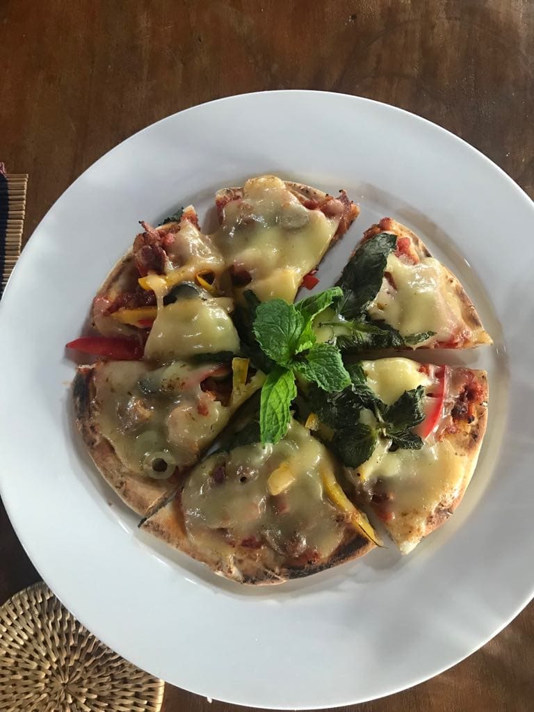 what to eat in Inle Lake, food to try in Inle Lake, tea in Inle Lake, western food in Inle Lake