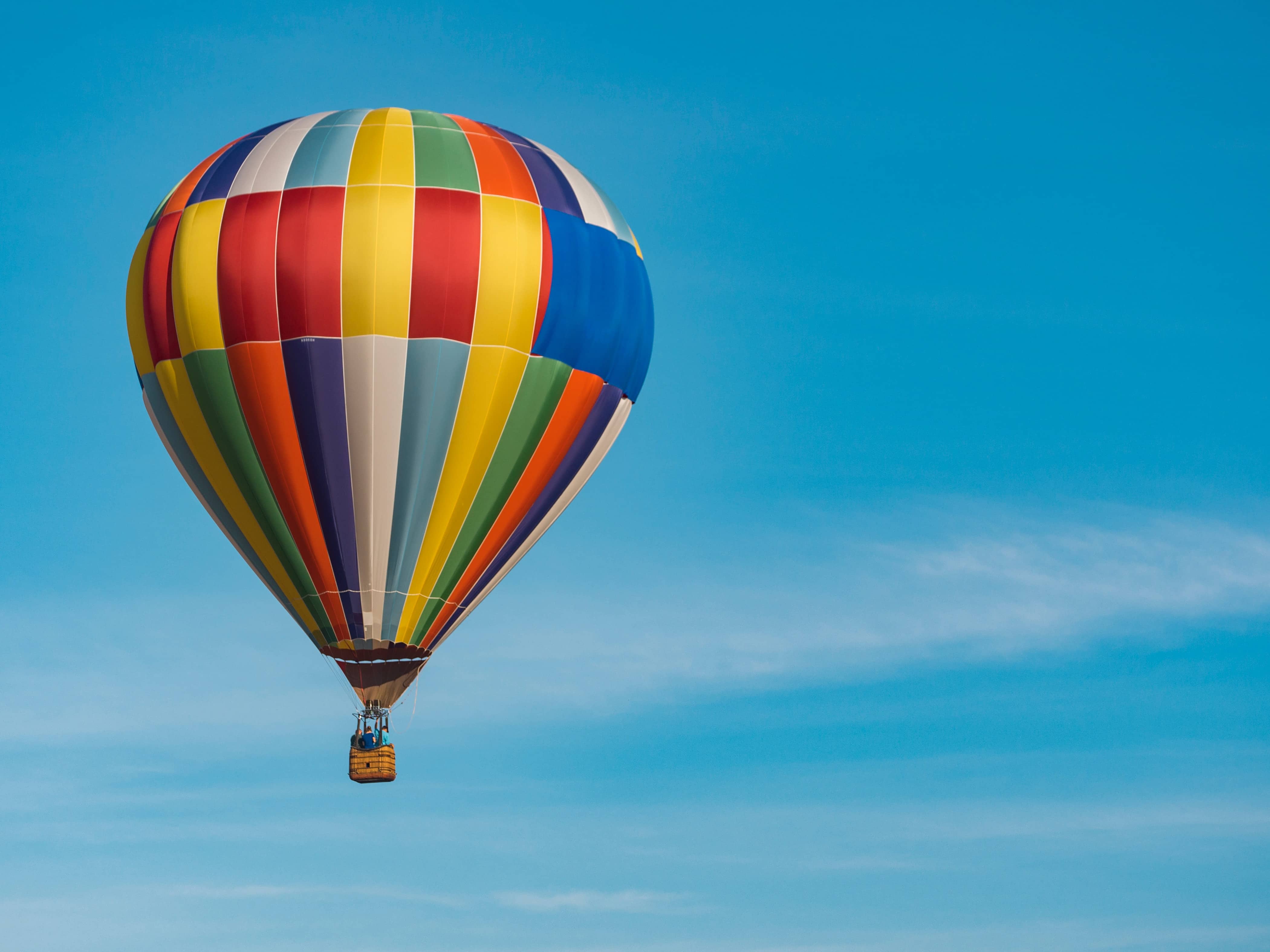Inle Lake travel guide, things to do in inle Lake, Inle boat tour, hot air balloon in Inle Lake