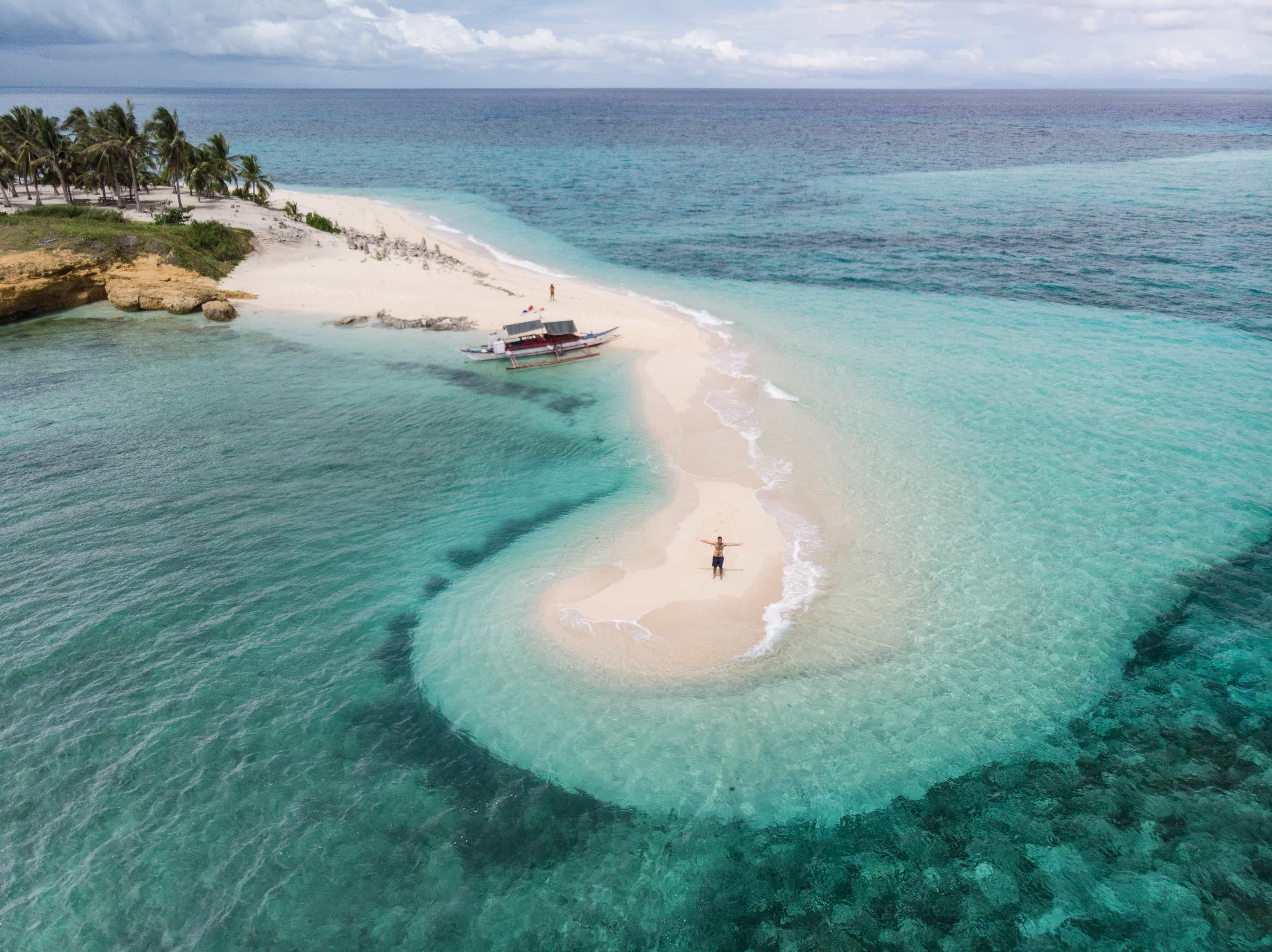 Tinalisayan Island travel guide, Burias Island tour, Burias Island travel guide, Tinalisayan Island, How to get to Burias Island, Burias Island tour,