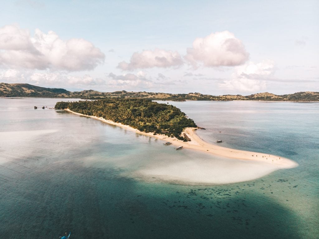 Philippines off the beaten track, off the beaten path philippines, Caramoan tourist spots, Caramoan travel guide, Cotivas Beach