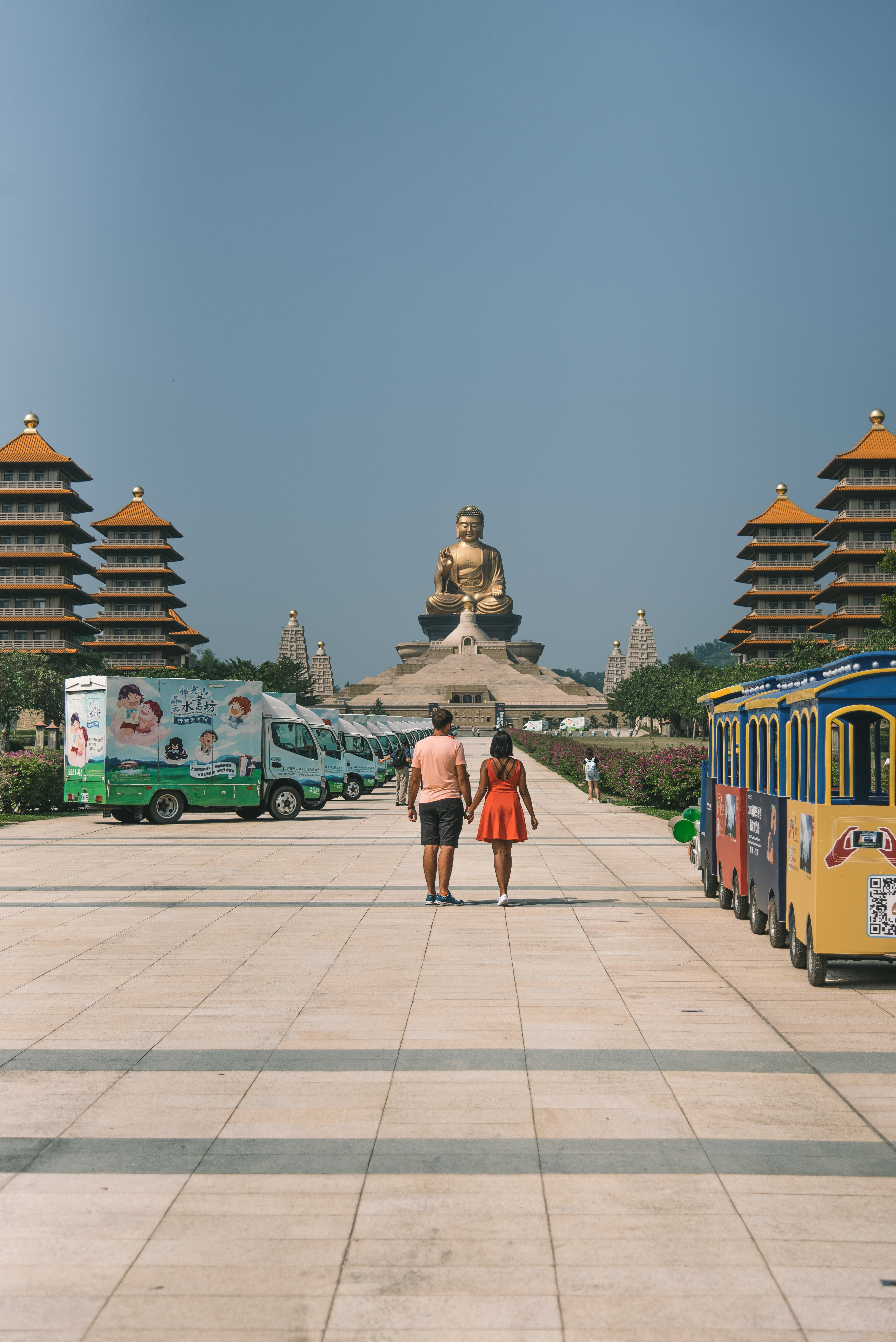 How to Get From Kaohsiung to Fo Guang Shan Monastery (Travel Guide) 4 Fo Guang Museum, how to get to Fo Guang Shan Monastery, fo guang shan temple, Fo guang shan monastery, Fo guang shan, Fo guang shan buddha museum, fo guang shan temple, fo guang shan buddha, fo guang shan buddha memorial center, fo guang shan taiwan, fo guang shan kaohsiung, kaohsiung to FO GUANG SHAN