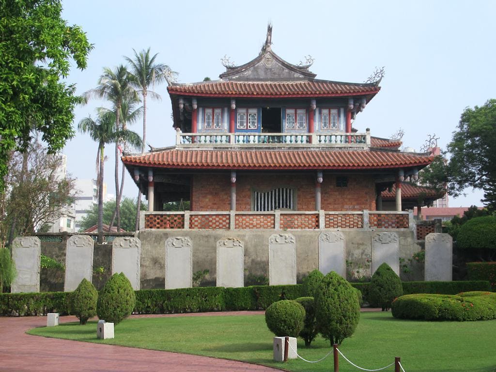 Chihkan Tower, Tainan travel guide, Tainan tourist spots