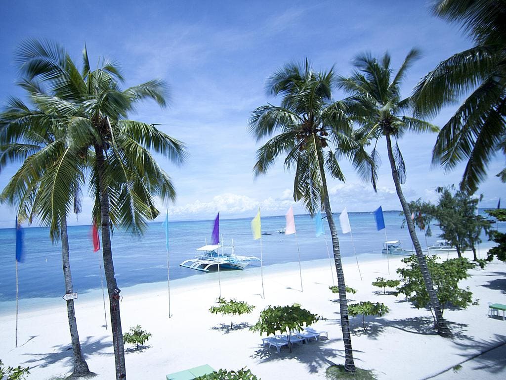 Malapascua Legend Water Sports and Resort, resorts in Malapascua