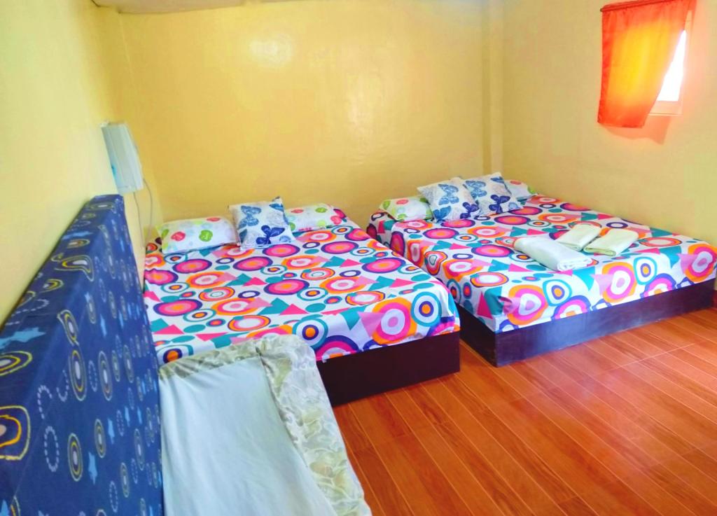 Where To Say In Caramoan: 8 Best Resorts in Caramoan And Hotels in Caramoan 9 RMTM's Beachfront Accommodation,
hotels in caramoan, resorts in caramoan