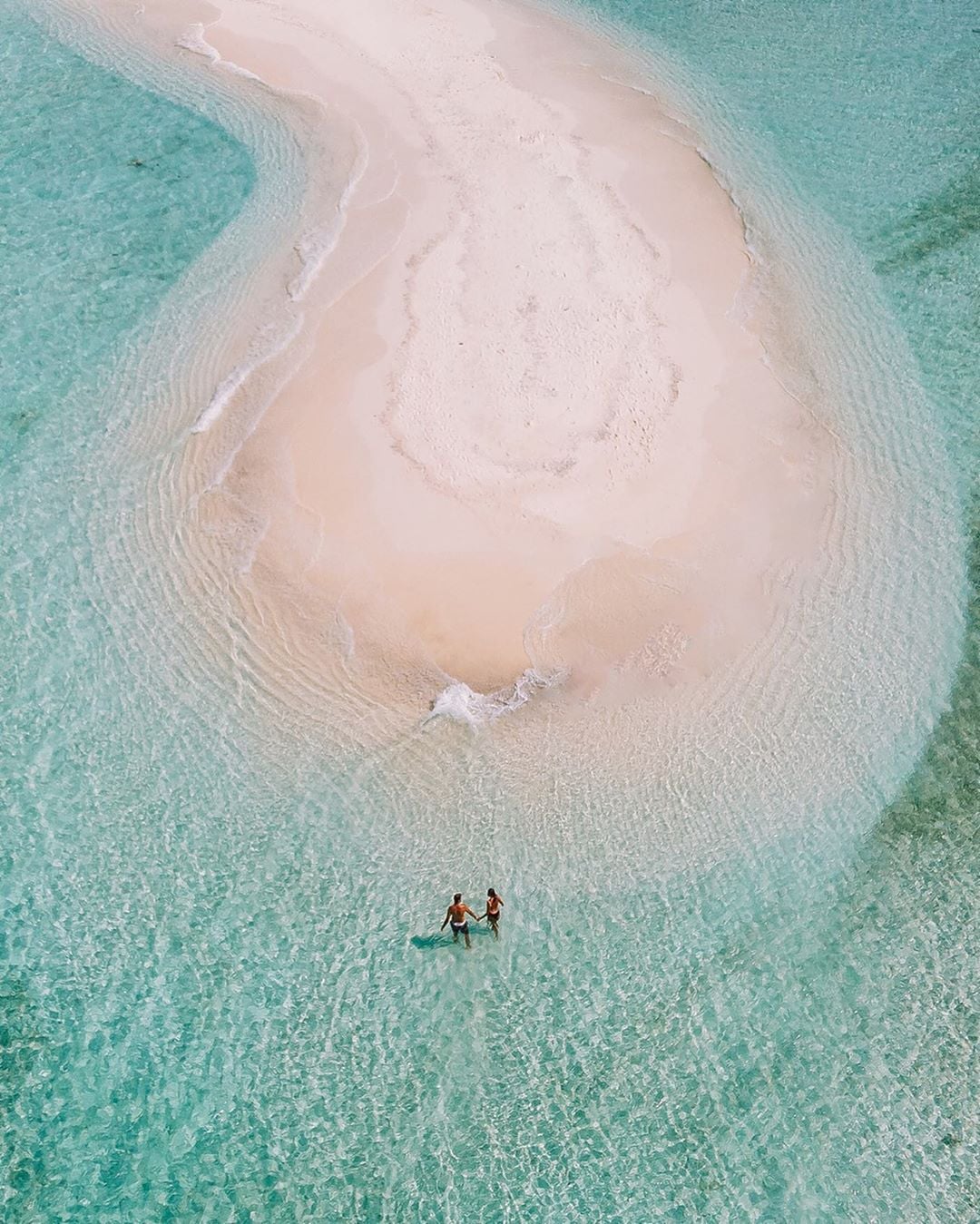 7 Creative Ways to Announce Your Destination Wedding 2 Sand Bank Maldives