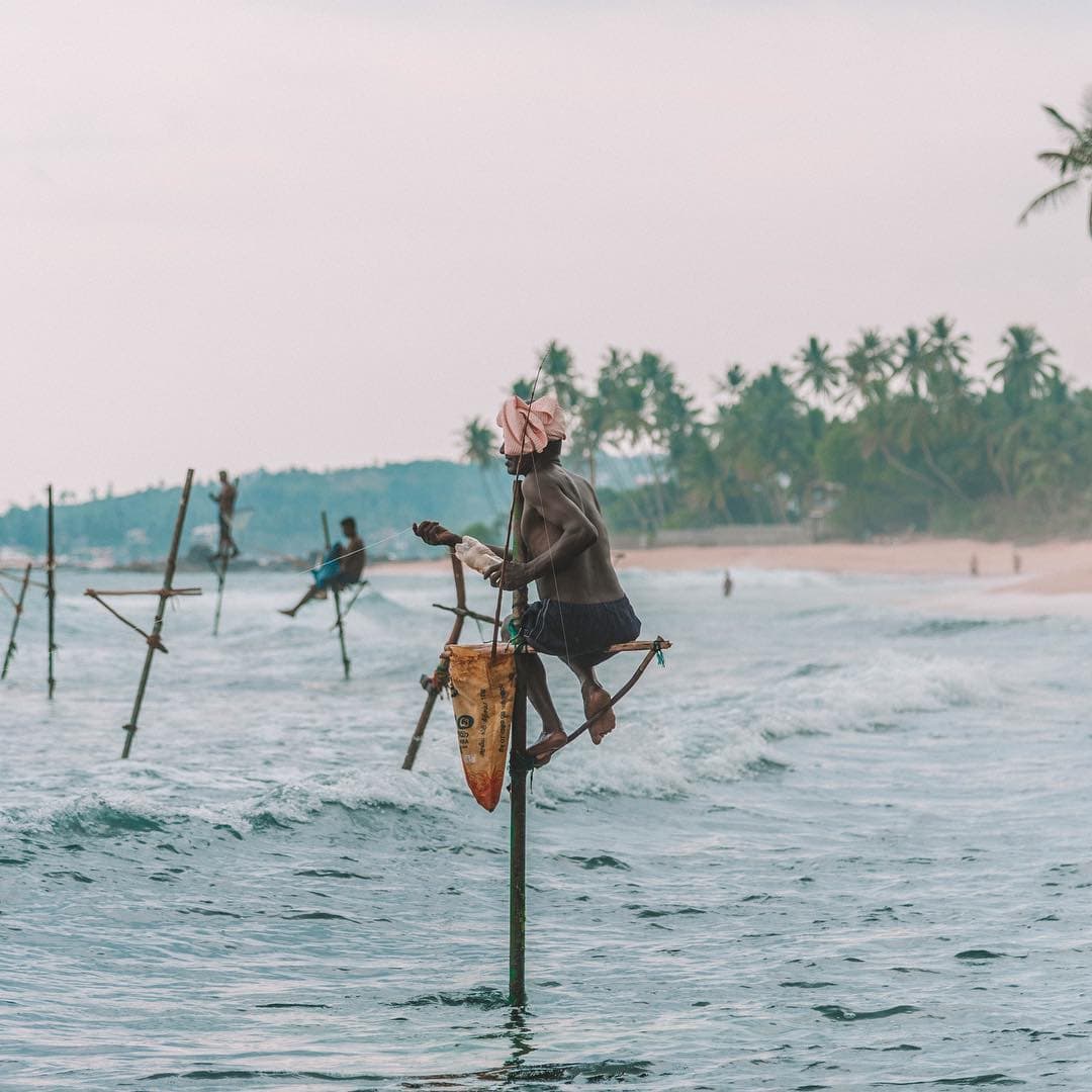 Before You Book Bali or Thailand, Check These Destinations First: 12 Hidden Paradises Tourists Haven’t Discovered Yet 1 Forget About Thailand and Bali and Visit These Places Instead, Sri Lanka travel tips, things to know before visiting Sri Lanka, facts about Sri Lanka, Fishermen Sri Lanka