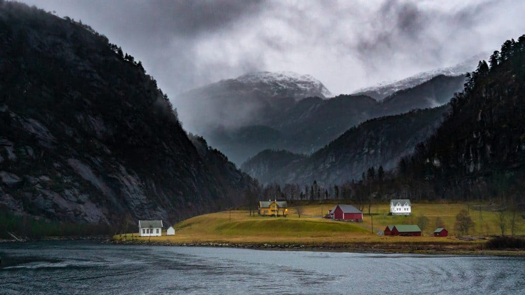 Getting a Norway SIM Card in 2024: Prepaid SIM Card in Norway 2 sim card Oslo airport, cheapest sim card in Norway, Norway sim card in the airport, norway sim card for tourist, norwegian sim card, norway tourist sim card, norway prepaid sim card, norway sim card, sim card norway, prepaid sim card norway