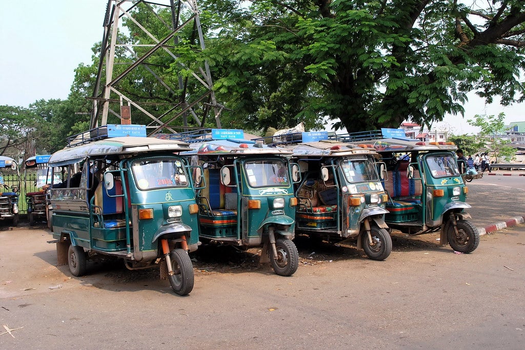 Tuk Tuk in Vientiane Airport, Vientiane airport to city, Vientiane airport to city center, How To Get From Vientiane Airport To City Center