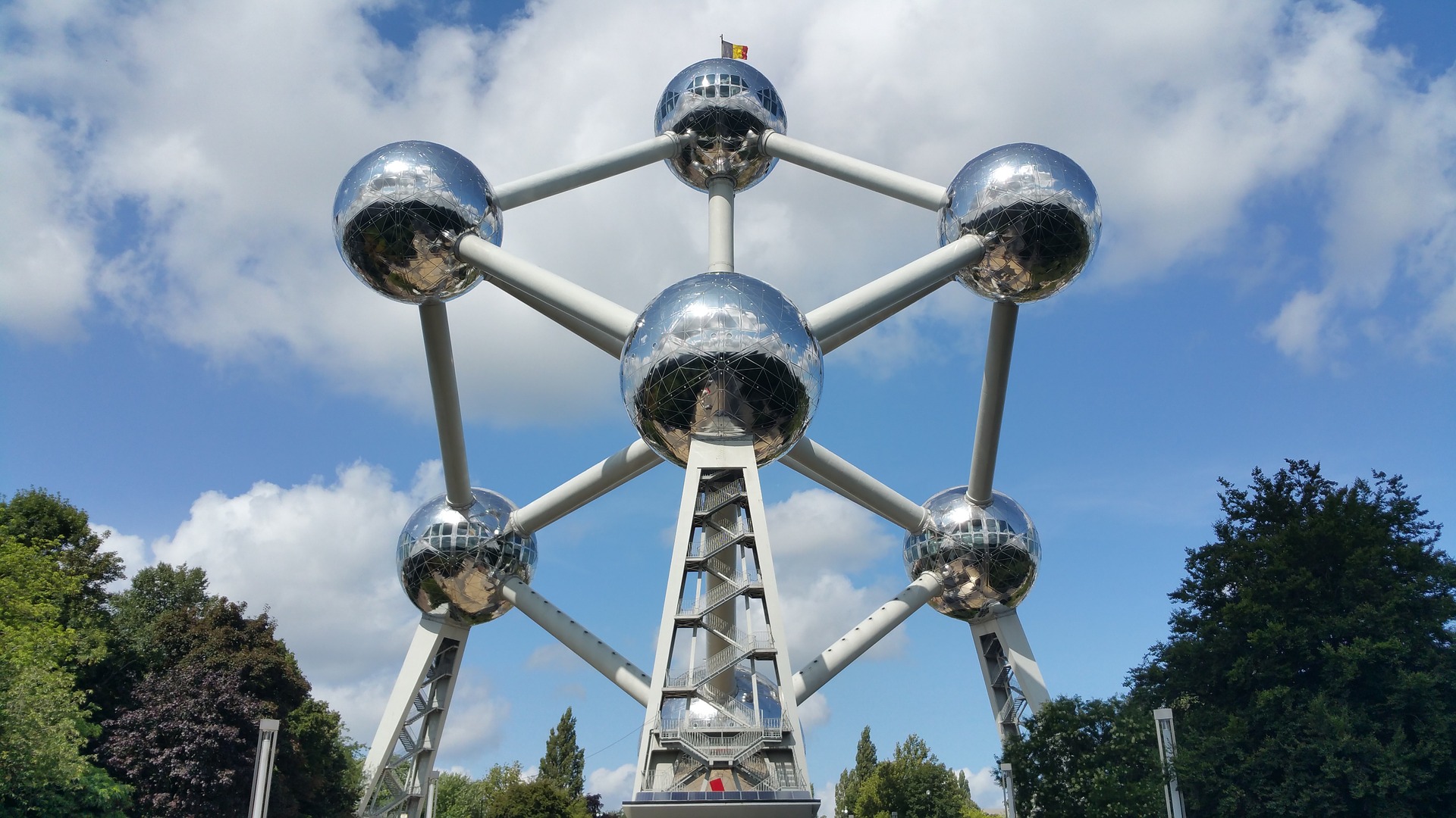 The 13 Most Overrated Cities in Europe—According to Travelers 6 8 Worst Cities To Travel In Europe, 7 Tourist Traps to Avoid in Brussels (Travel Guide) And How To Avoid Them