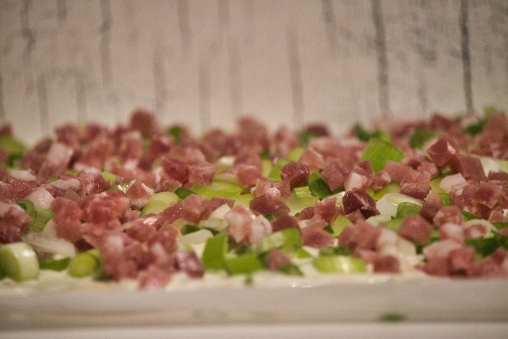 Swiss food, Switzerland food, Swiss cuisine, Swiss dishes, Switzerland traditional food, Flammekueche 