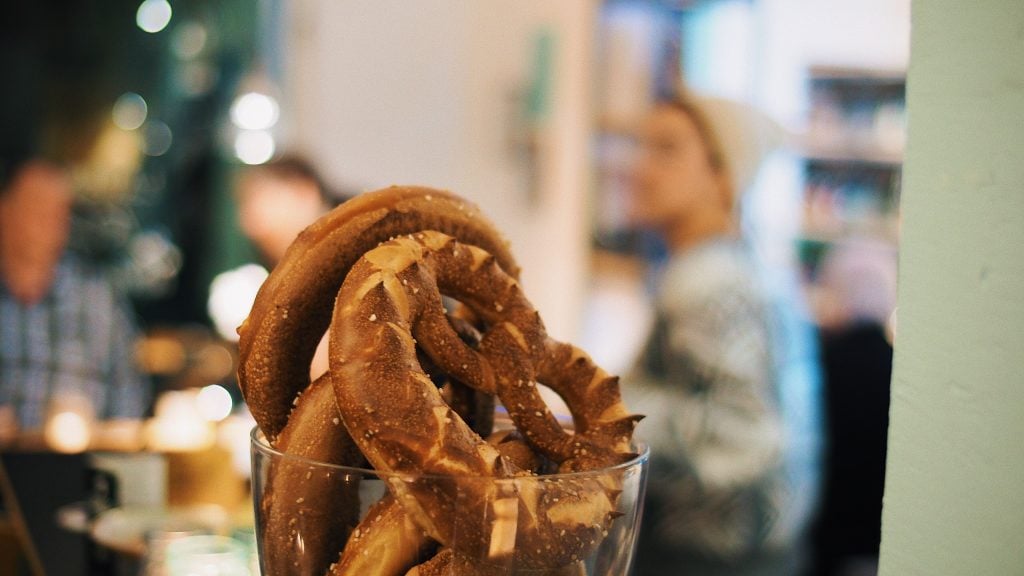 vegetarian dishes in Switzerland, swiss vegetarian dishes, vegan Swiss food, pretzels