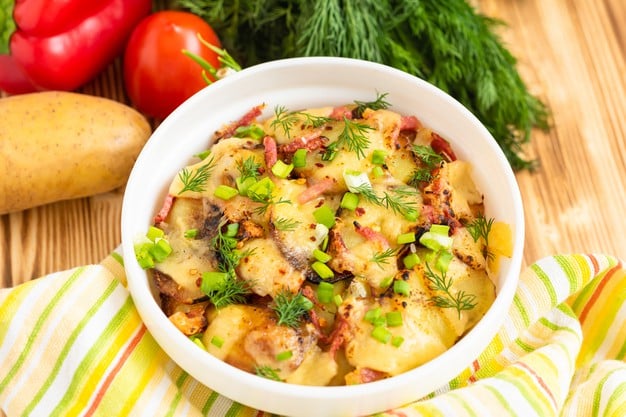 Swiss food, Switzerland food, Swiss cuisine, Swiss dishes, Switzerland traditional food, Tartiflette 