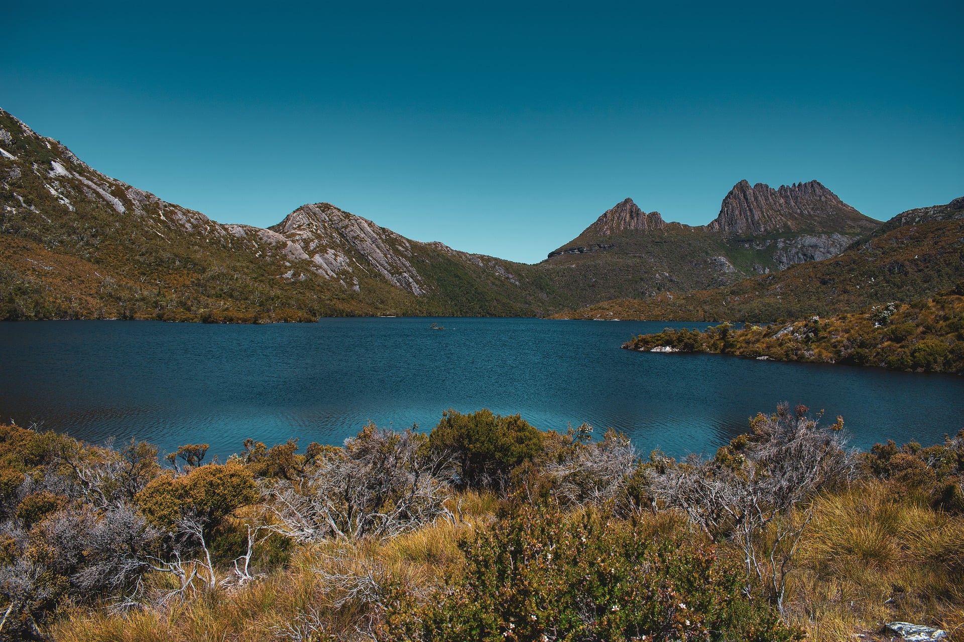 Avoid These Popular Christmas Destinations And Visit These Places Instead 13 https://discovery-weekly.org/2024/10/08/mistakes-to-avoid-in-bologna/, Tasmania airport to city, Tasmania airport to city center, How To Get From Tasmania Airport To City Center