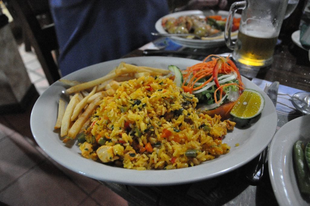 Panamanian Food, Panamanian cuisine, Traditional Panamanian Food, food in Panama, Panamanian dishes, Arroz con pollo