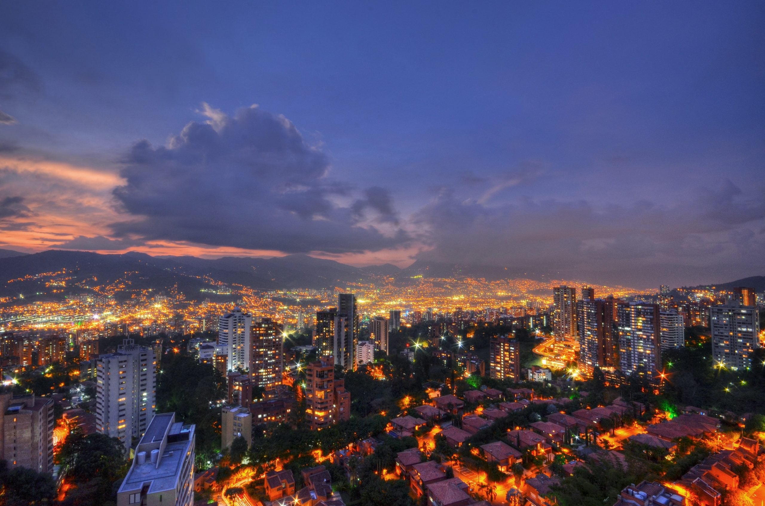 How To Get From Bucaramanga to Medellin Best Way, best way from Bucaramanga to Medellin, cheapest way from Bucaramanga to Medellin, Bucaramanga to Medellin, bus from Bucaramanga to Medellin, by plane from Bucaramanga to Medellin, Bucaramanga to Medellin by van, Bucaramanga to Medellin by bus,