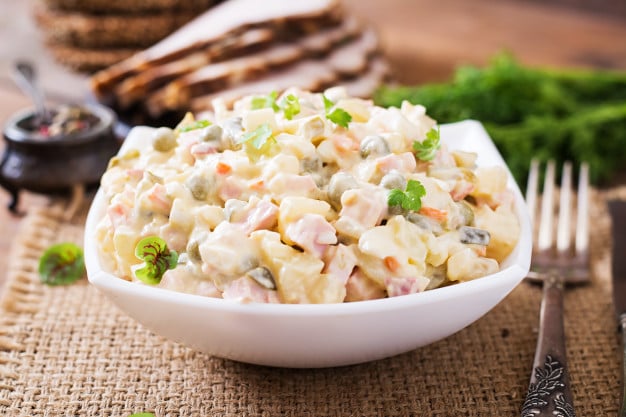 Costa Rican food, food in Costa rica, costa rican dishes, Costa Rican cuisine, Ensalada Rusa,Spanish Food, spanish cuisine, traditional spanish food, food in Spain, Spanish dishes