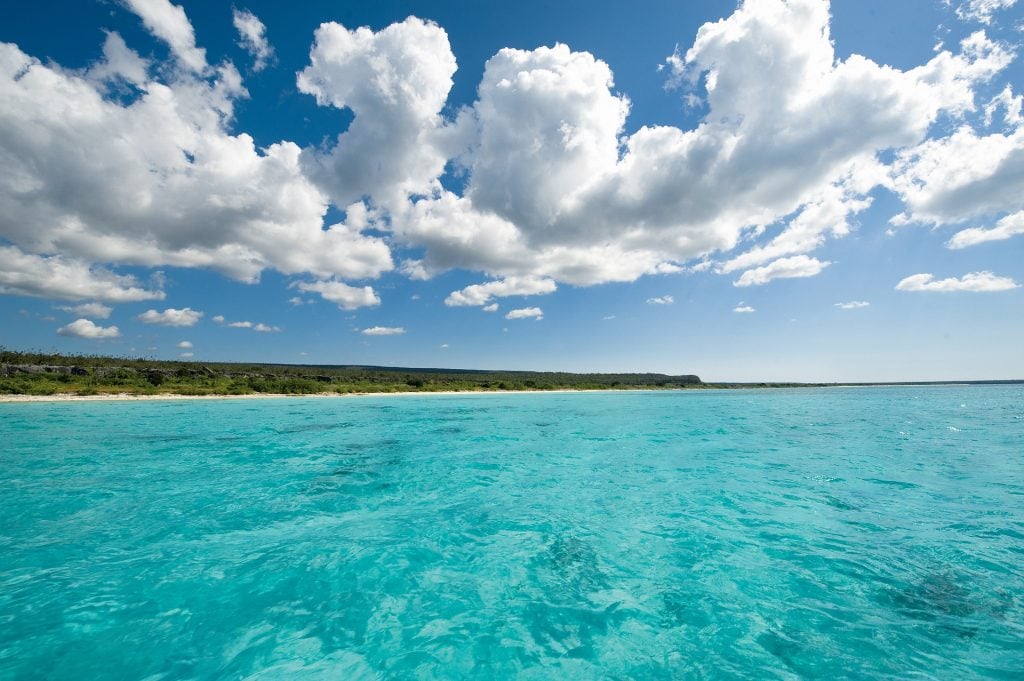 Dominican Republic Travel Tips, things to know before visiting Dominican Republic, facts about Dominican Republic, Bahia de las Aguilas Beach
