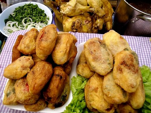 Best Vegetarian Food In Mexico: 34 Best Mexican Vegetarian Dishes And Vegan Food In Mexico 17 vegetarian food in Guatemala, vegan food in guatemala, vegetarian dishes in Guatemala, Guatemalan vegetarian dishes, Chili Relleno Casserole