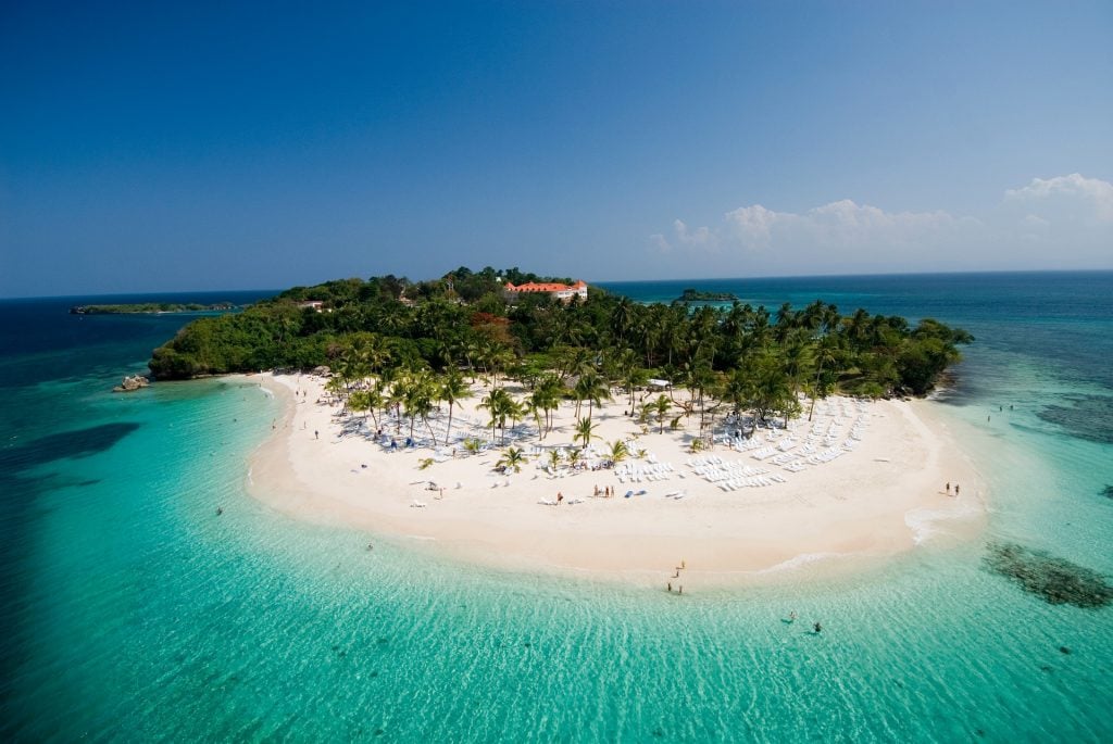 Most Instagrammable Places In Dominican Republic, Instagramable Spots Dominican Republic, Cayo Levantado
