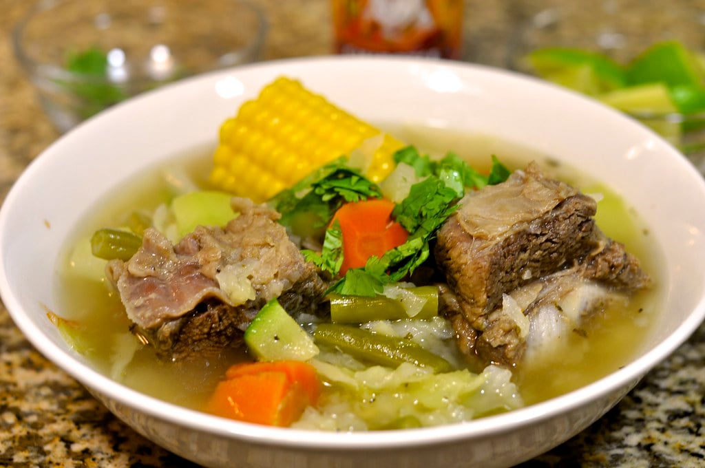 Caldo de costilla