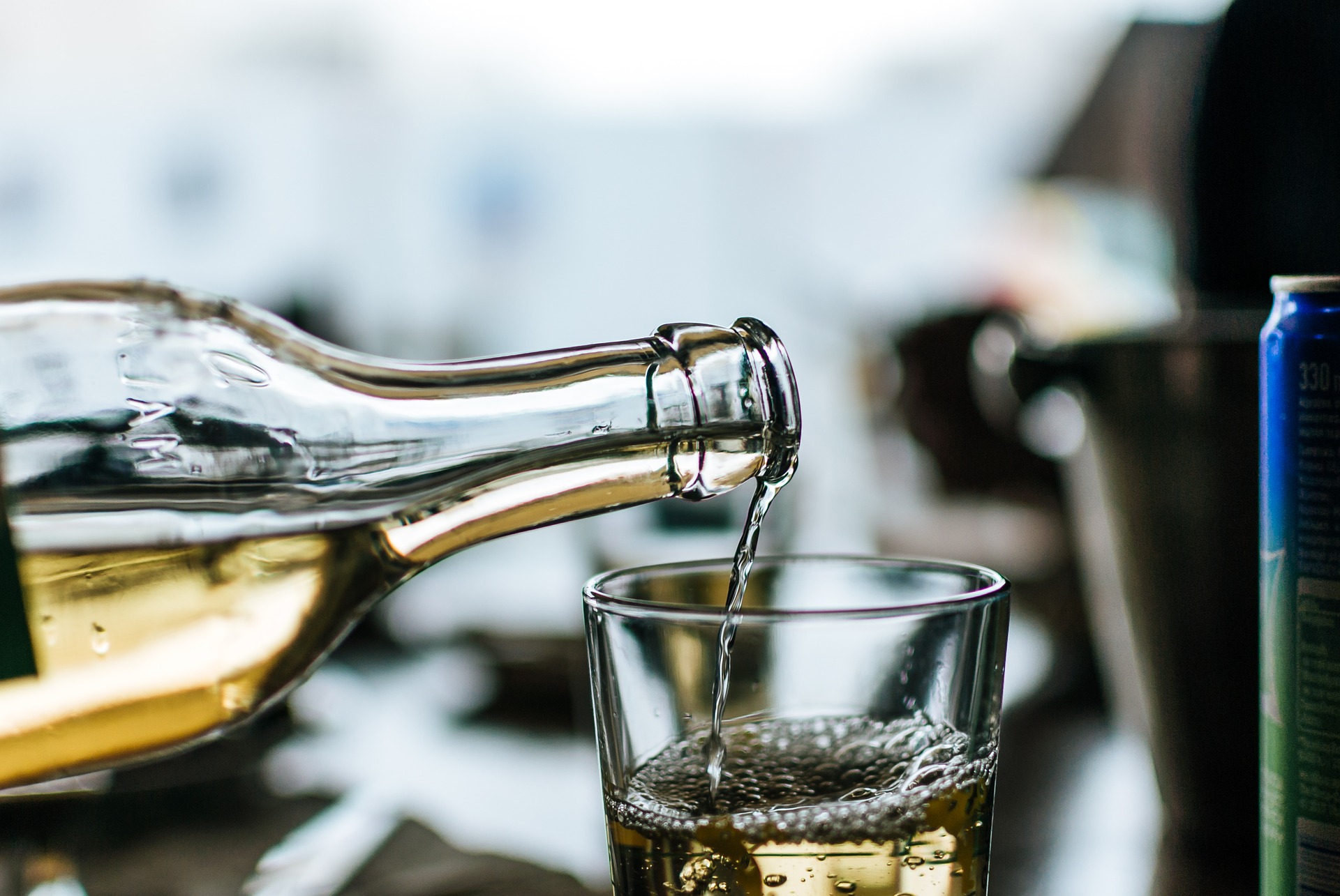 Retsina wine, greece drinks ,Greece beverages, drinks in Greece