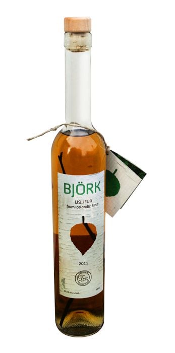 Best Icelandic Food - 40 Best Icelandic Dishes And Iceland Traditional Food To Try 42 Bjorliki beer
