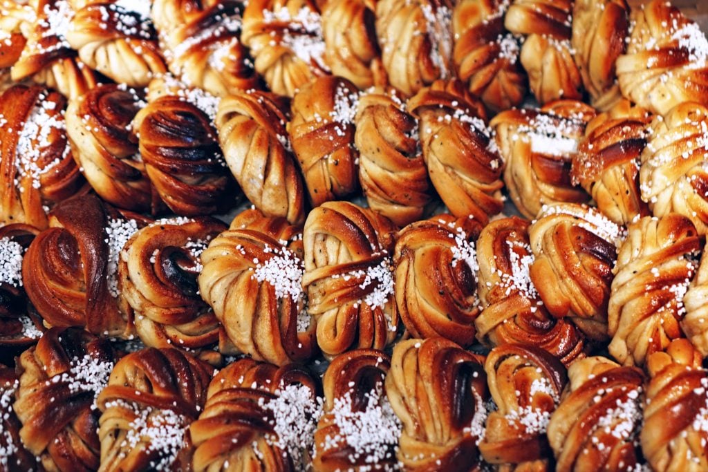 Best Icelandic Food - 40 Best Icelandic Dishes And Iceland Traditional Food To Try 30 Cinnamon buns