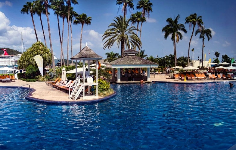 Comparison Jamaica vs Bahamas - The Best Choice for a Caribbean Vacation 30 Jamaica instagram spots, most instagrammable places in Jamaica, Jamaica photos, Jamaica photography, Moon Palace Resort