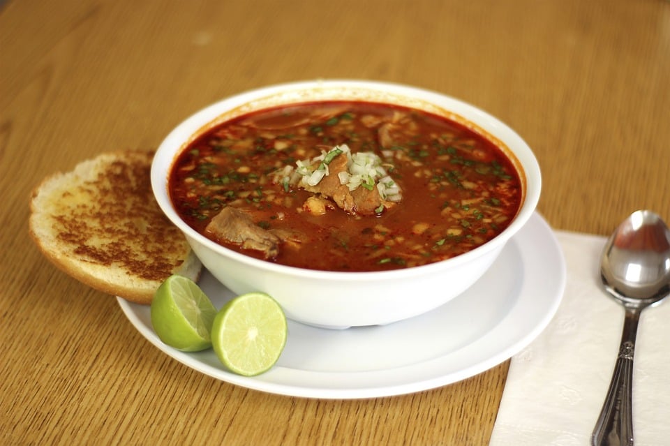 60 Things You Need to Know Before Visiting Mexico (First-Time Travelers Read This) 7 MEXICAN DISHES, FOOD IN MEXICO, MEXICAN CUISINE, MEXICAN FOODS, POZOLE