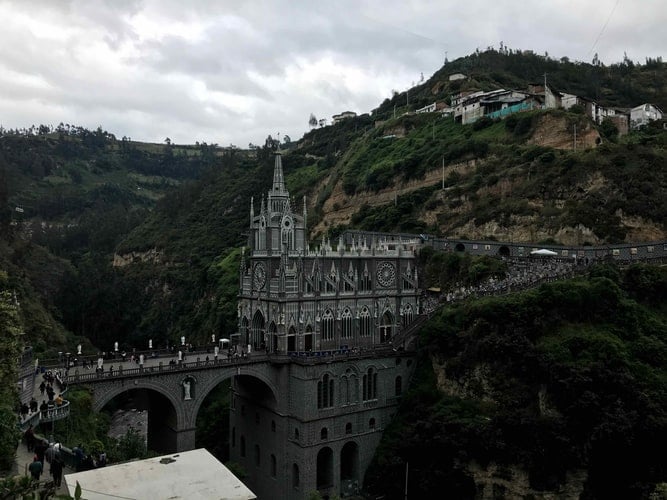Santuario de Virgen de Las Lajas
