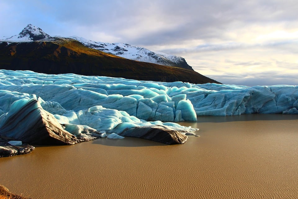 Svnafellsjökull glaciermm iceland instagram spots, most instagrammable places in Iceland, Iceland photos, Iceland photography