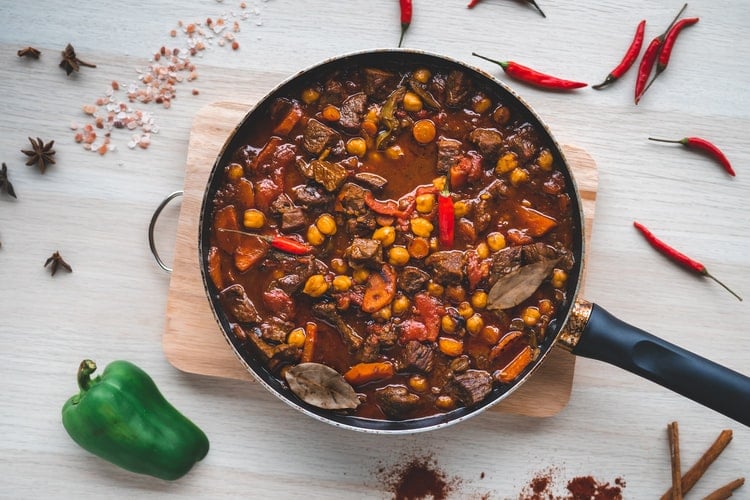 Best Moroccan Food - 45 Best Moroccan Dishes And Traditional Food In Morocco To Try 17 moroccan food, food in morocco, moroccan cuisine, moroccan dishes, traditional moroccan food, Moroccan Chickpea Stew