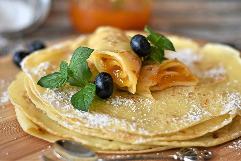 German Food, German cuisine, Traditional German Food, food in Germany, German dishes, German desserts, desserts in Germany, Eierkuchen