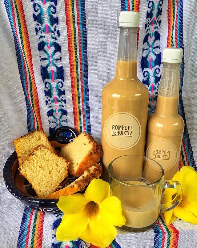 Ecuadorian Drinks: 14 Best Ecuadorian Beverages And Non Alcoholic Drinks In Ecuador 4 Ecuador Food, Ecuador cuisine, Traditional Ecuador Food, drinks in Ecuador, Ecuador dishes, Ecuadorian food, Ecuadorian drinks, rompope