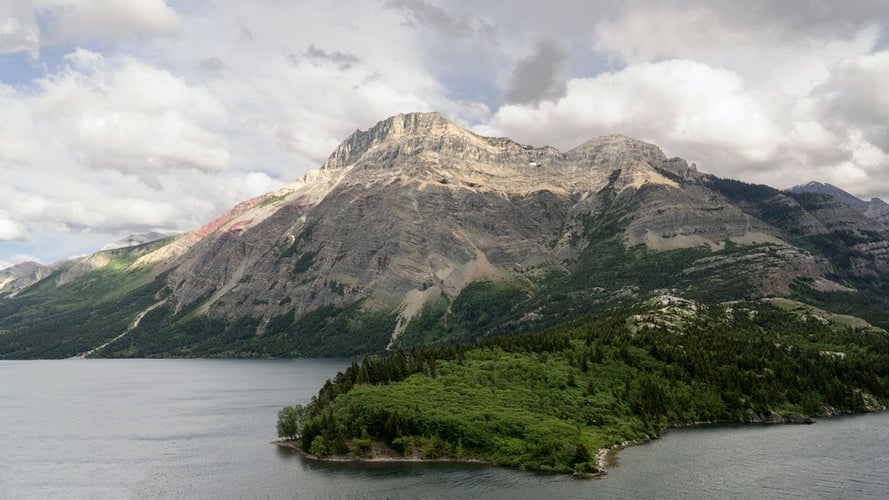 Canada instagram spots, most instagrammable places in Canada, instagrammable places in Canada, Canada photography, Canada photos, Waterton Lakes National Park
