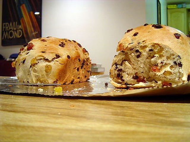 Irish Food, Irish cuisine, Traditional Irish Food, food in Ireland, Irish dishes, Barmbrack