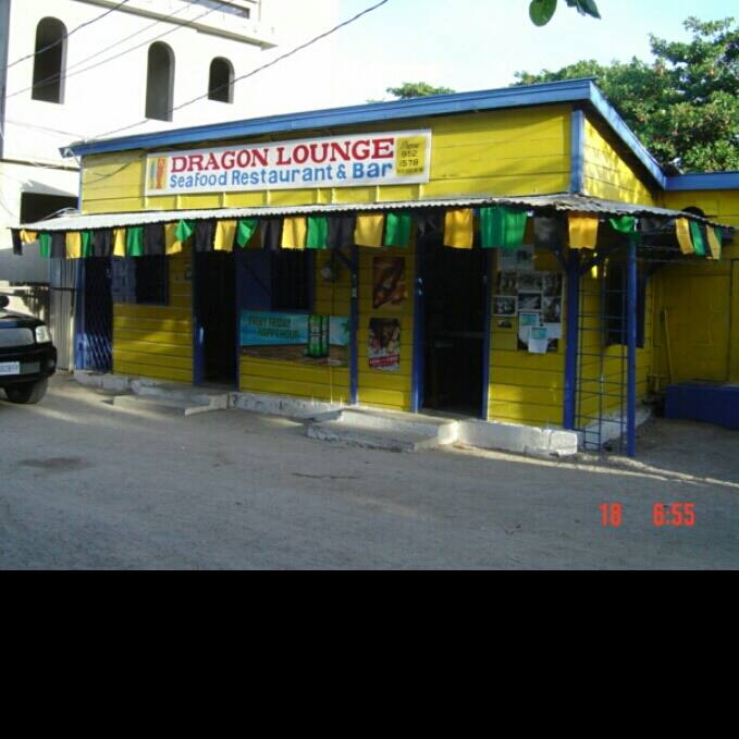 restaurants in montego bay, best restaurants in montego bay, where to eat in montego bay, montego bay food, montego bay restaurants, Dragon Lounge Seafood Restaurant and Bar