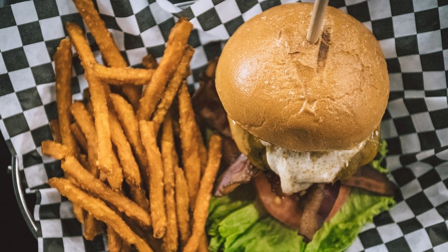 restaurants in nassau, restaurants in nassau bahamas, best restaurants in nassau, best restaurants in nassau, where to eat in nassau, nassau food, trudy's bar & grill